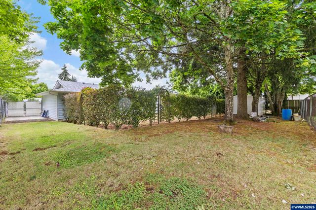 5585 Fairfield Ct S, Salem, OR 97306