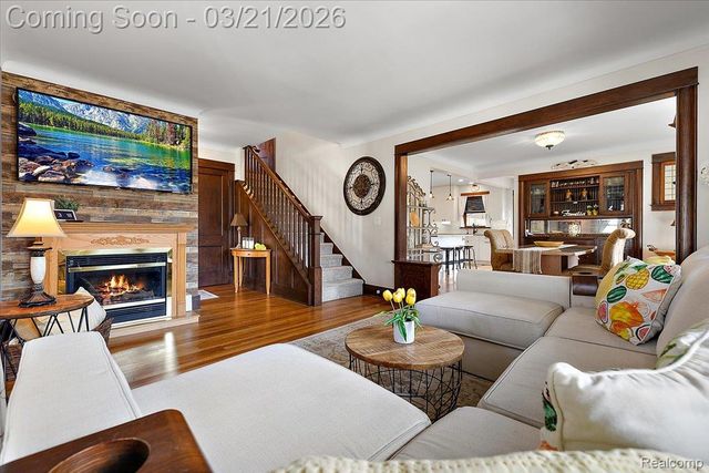 1957 Columbia Road, Berkley, MI 48072