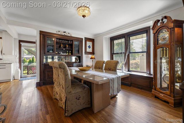 1957 Columbia Road, Berkley, MI 48072