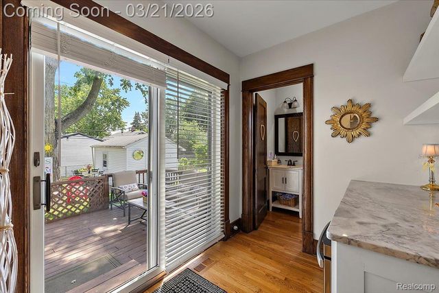 1957 Columbia Road, Berkley, MI 48072