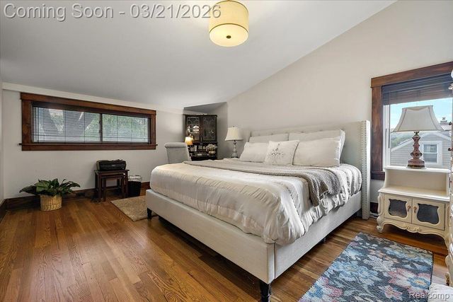 1957 Columbia Road, Berkley, MI 48072