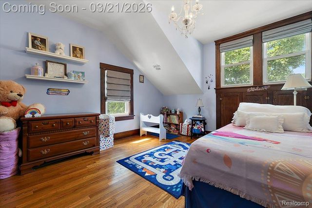 1957 Columbia Road, Berkley, MI 48072