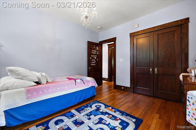 1957 Columbia Road, Berkley, MI 48072