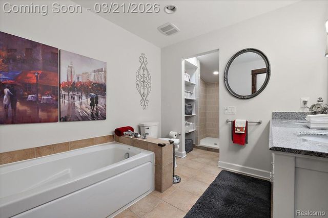 1957 Columbia Road, Berkley, MI 48072