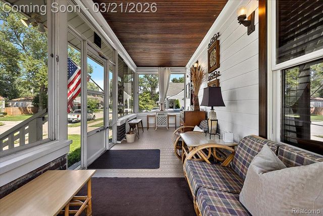 1957 Columbia Road, Berkley, MI 48072