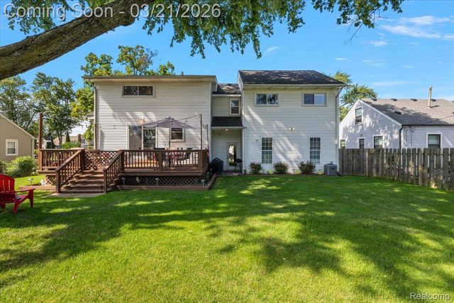 1957 Columbia Road, Berkley, MI 48072
