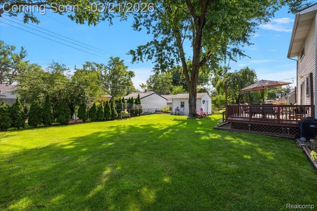 1957 Columbia Road, Berkley, MI 48072