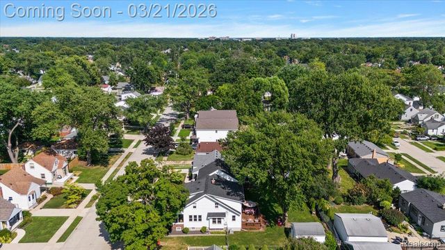 1957 Columbia Road, Berkley, MI 48072