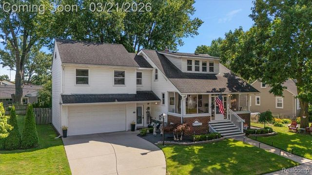1957 Columbia Road, Berkley, MI 48072
