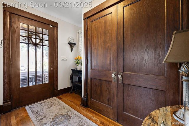 1957 Columbia Road, Berkley, MI 48072