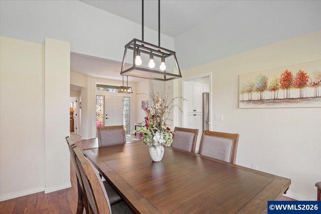 6468 Crampton Dr N, Keizer, OR 97303