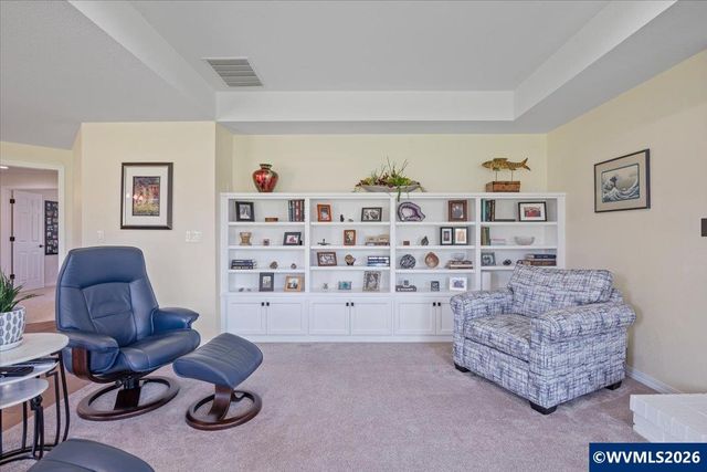 6468 Crampton Dr N, Keizer, OR 97303