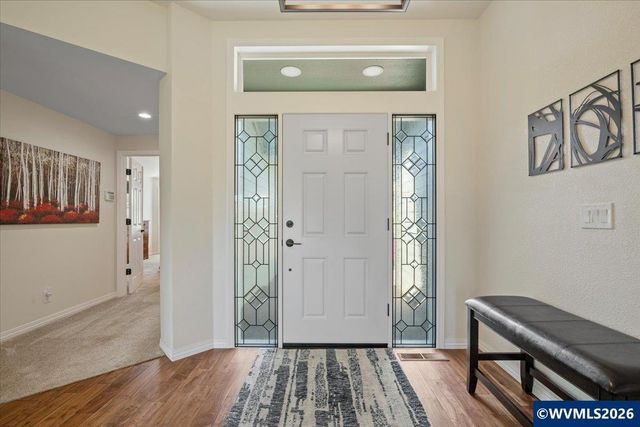 6468 Crampton Dr N, Keizer, OR 97303