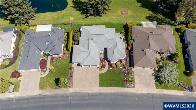 6468 Crampton Dr N, Keizer, OR 97303