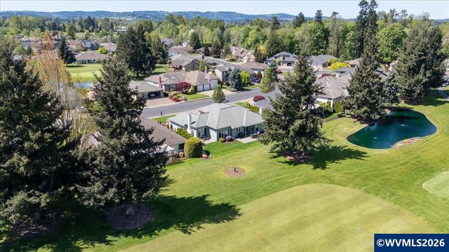 6468 Crampton Dr N, Keizer, OR 97303