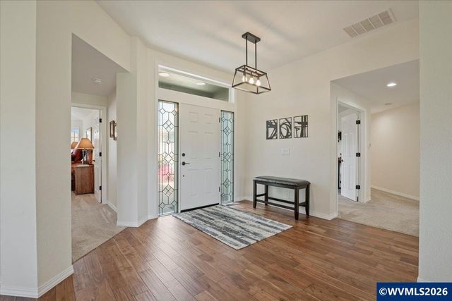 6468 Crampton Dr N, Keizer, OR 97303