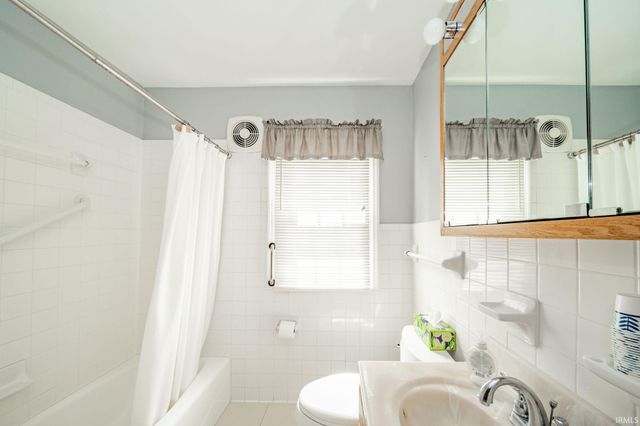 224 Edgewood Drive, Anderson, IN 46011