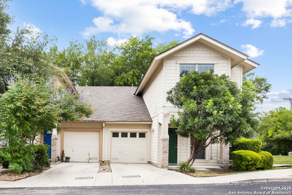 6238 W JOLIE CT, San Antonio, TX 78240