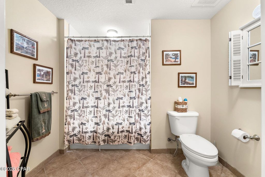 Image 21 of property listing at 2400 Grandiflora Boulevard E406, Panama City Beach, FL 32408