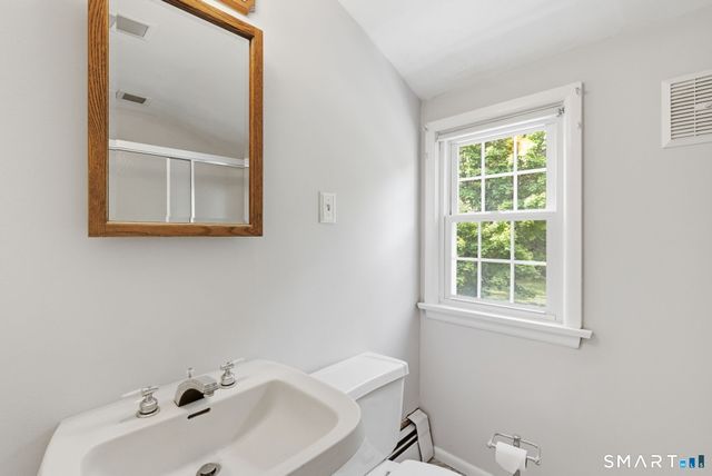 66 Wyndwood Drive, Bristol, CT 06010