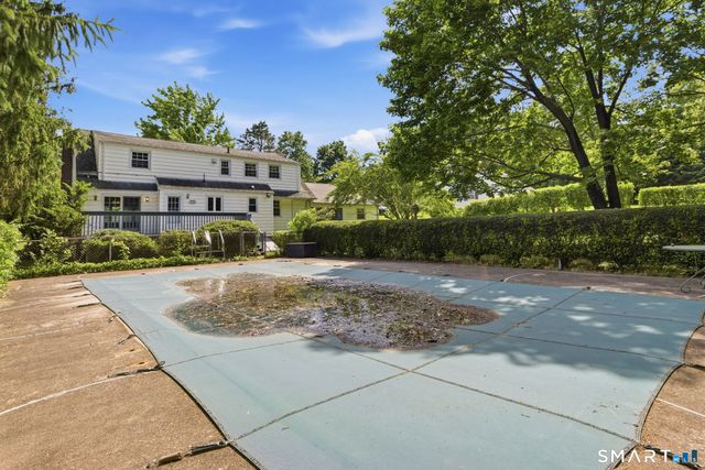 66 Wyndwood Drive, Bristol, CT 06010