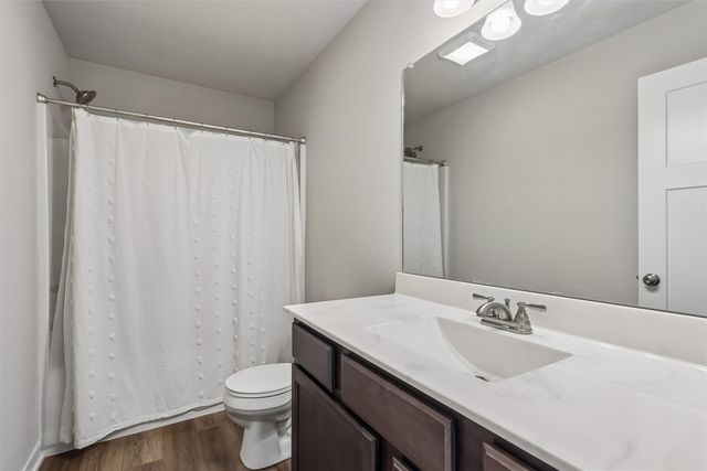 715 NE Whitetail Drive, Ankeny, IA 50021