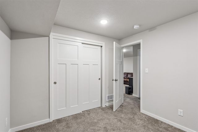 715 NE Whitetail Drive, Ankeny, IA 50021