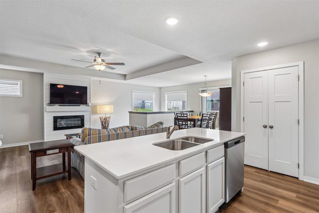 715 NE Whitetail Drive, Ankeny, IA 50021