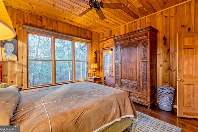 341 Brookwood Lane, Clarkesville, GA 30523