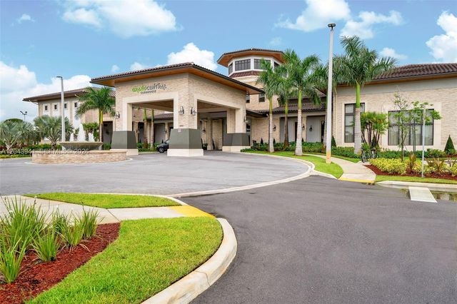 8015 NW 104th Ave 21, Doral, FL 33178