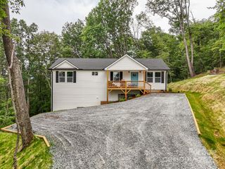 376 Hague Drive, Columbus, NC 28722