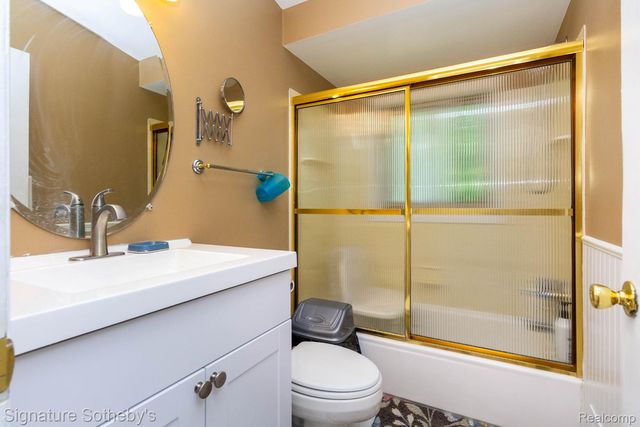 1155 DERBY Road 8, Birmingham, MI 48009