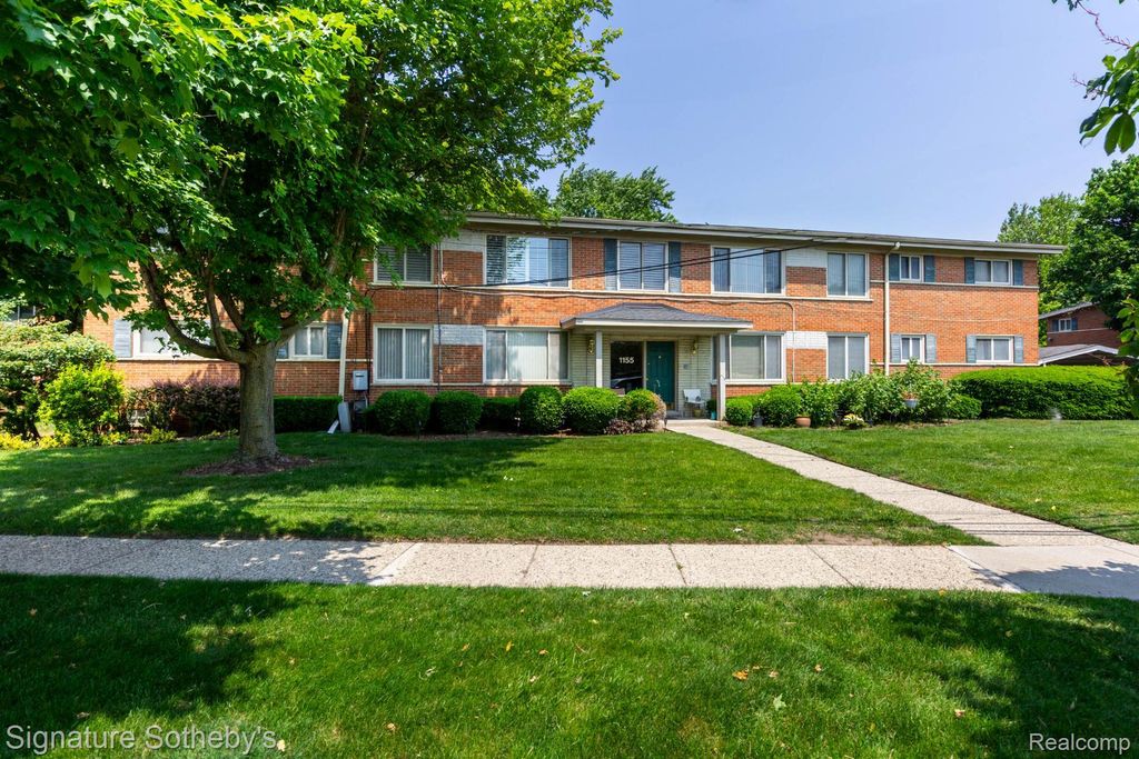 1155 DERBY Road 8, Birmingham, MI 48009