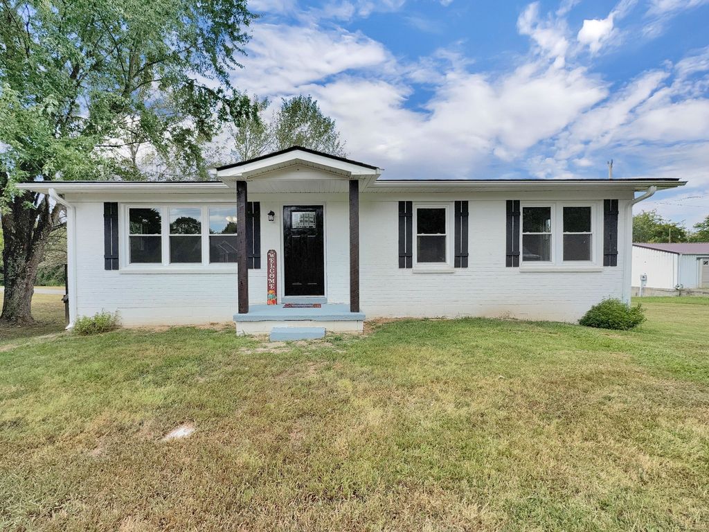 1290 Highway 49, Erin, TN 37061