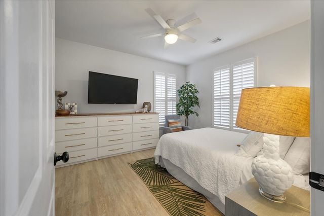 1600 Long Grove Drive 612, Mount Pleasant, SC 29464