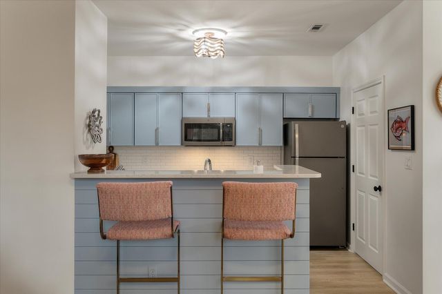 1600 Long Grove Drive 612, Mount Pleasant, SC 29464