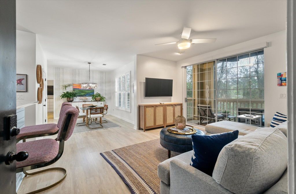 1600 Long Grove Drive 612, Mount Pleasant, SC 29464