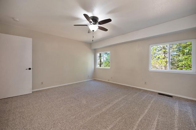 20025 Redwood Ct, Foresthill, CA 95631