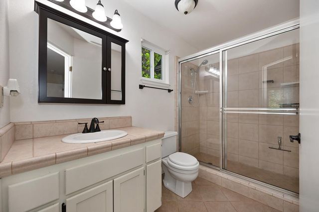 20025 Redwood Ct, Foresthill, CA 95631