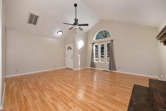 20025 Redwood Ct, Foresthill, CA 95631