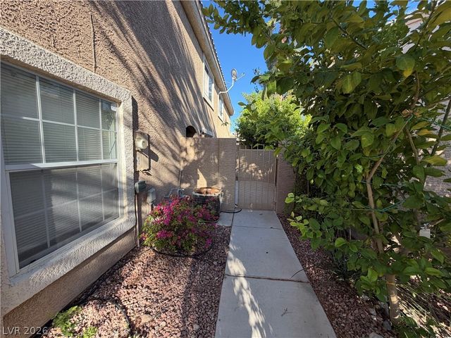 9648 Silver City Drive, Las Vegas, NV 89123