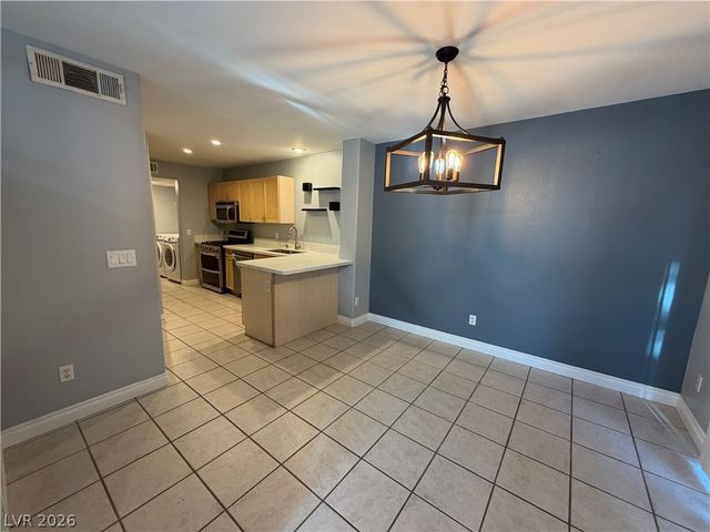 9648 Silver City Drive, Las Vegas, NV 89123