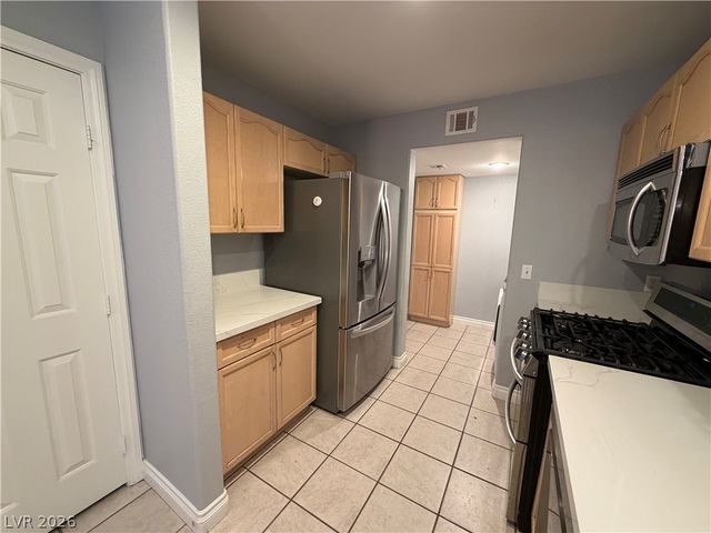 9648 Silver City Drive, Las Vegas, NV 89123