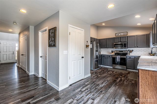 20307 82nd Avenue Ct E, Spanaway, WA 98387