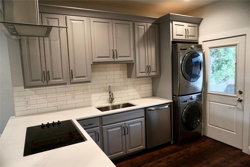 10730 Park Village Place C, Dallas, TX 75230