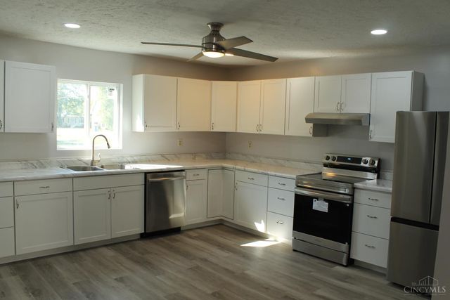 147 S Broadway Street, Midland, OH 45148