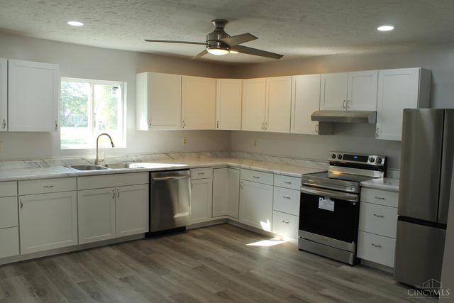 147 S Broadway Street, Midland, OH 45148