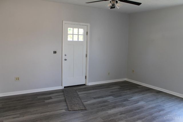 147 S Broadway Street, Midland, OH 45148