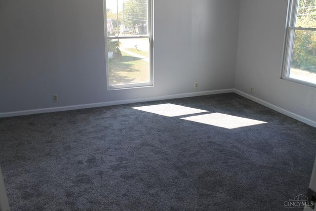 147 S Broadway Street, Midland, OH 45148