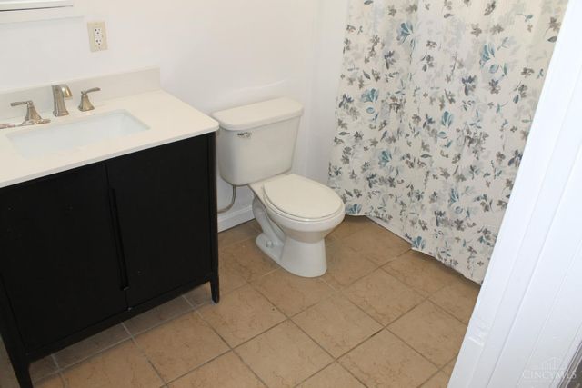 147 S Broadway Street, Midland, OH 45148